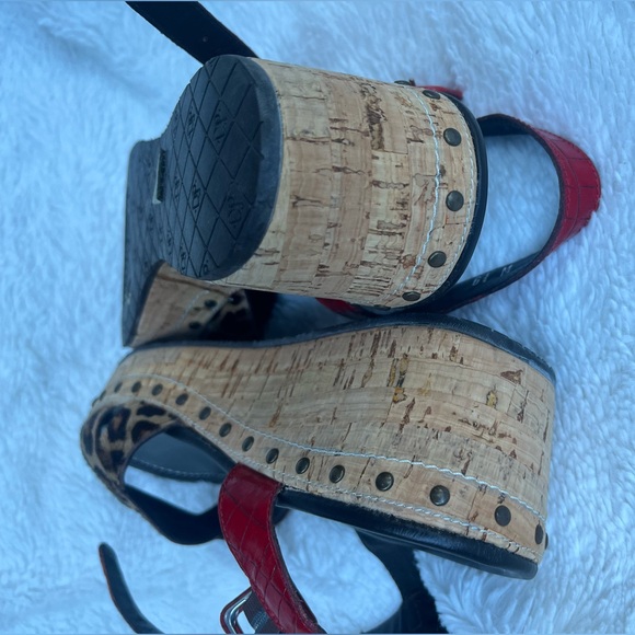 Donald J Pliner wedge sandals 6 1/2 - Picture 4 of 12